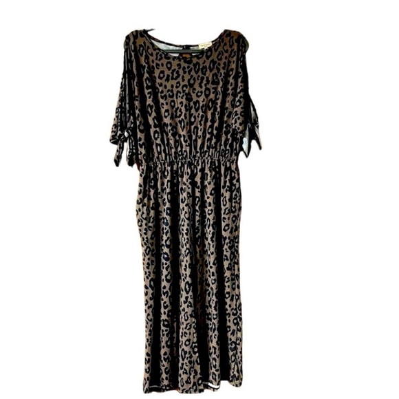 size XL Sweet Lovely cheetah print cropped jumpsuit - Picture 1 of 6